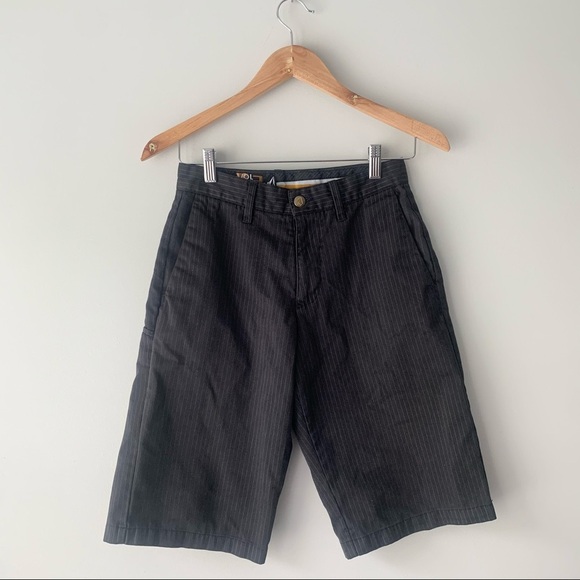Volcom Shorts - Picture 1 of 6
